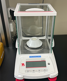 Analytical Balance 이미지